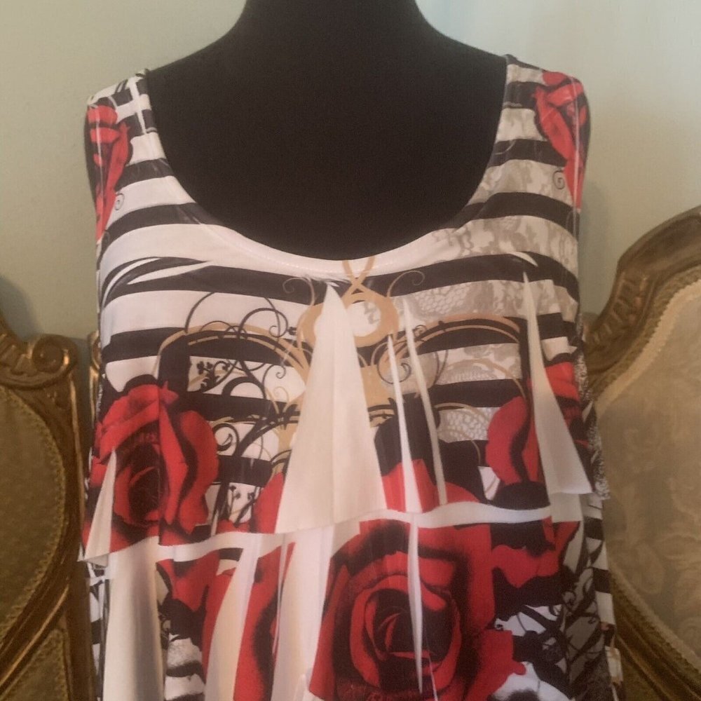Caren Sport. Size 2X. Stretch Dress with Ruffles all down the front. B46 - Picture 2 of 7